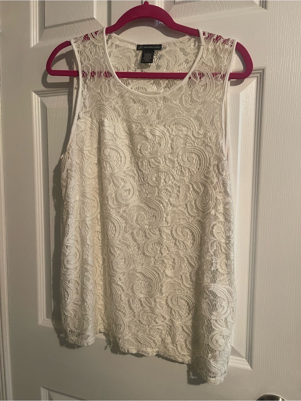 Adrianna Papell Cream Lace Sleeveless Camisole